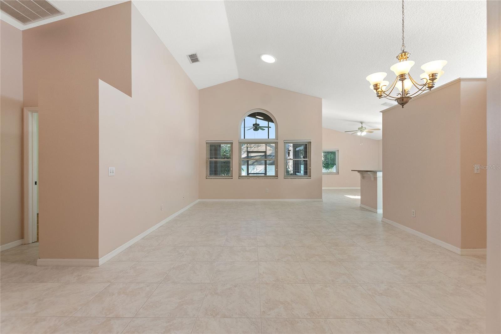 Image 19 of 27 For 6619 Imperial Oak Lane