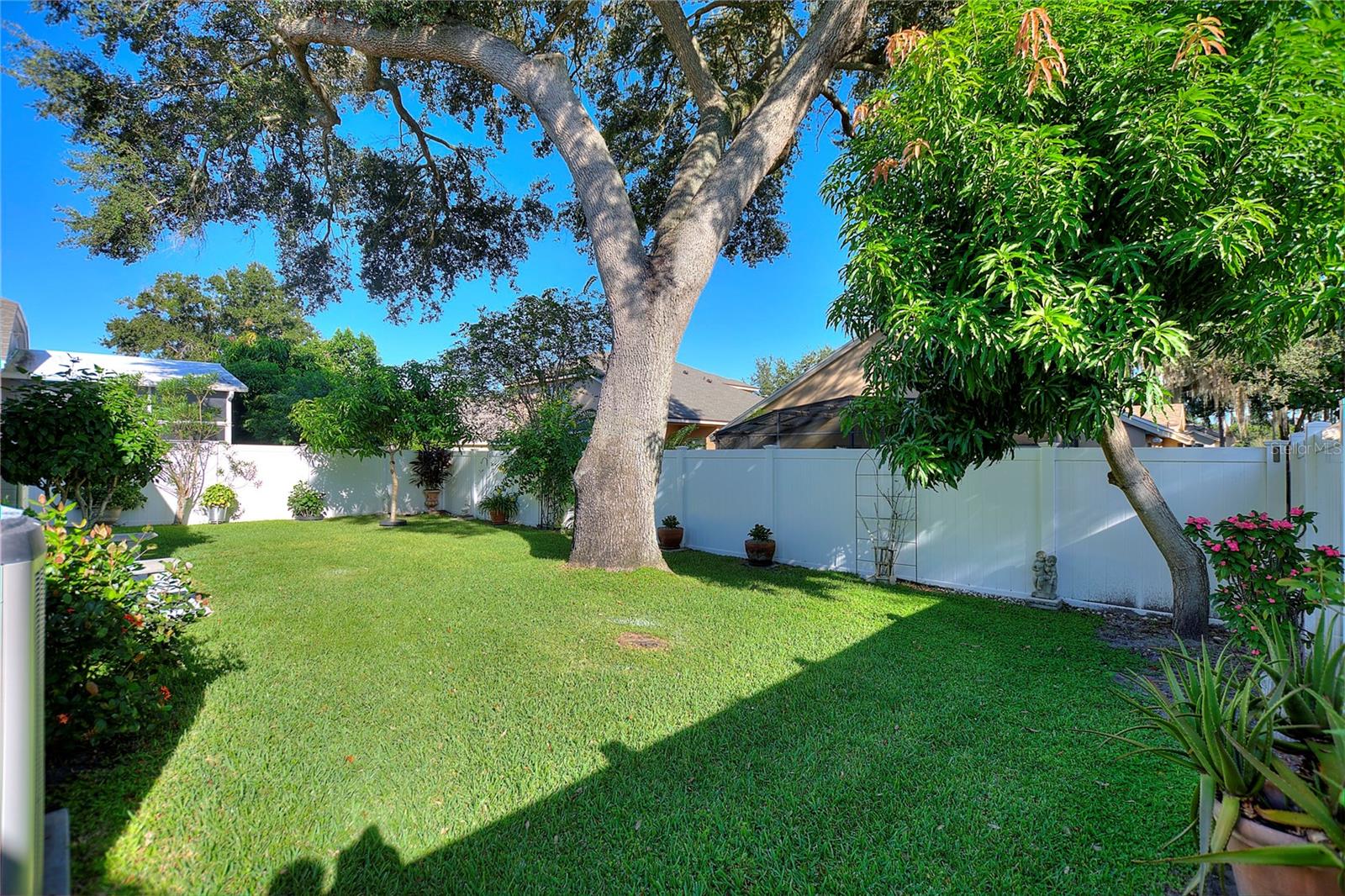 Image 4 of 27 For 6619 Imperial Oak Lane