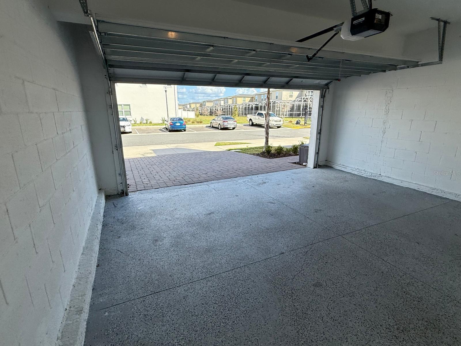 Image 5 of 45 For 502 Bogey Drive