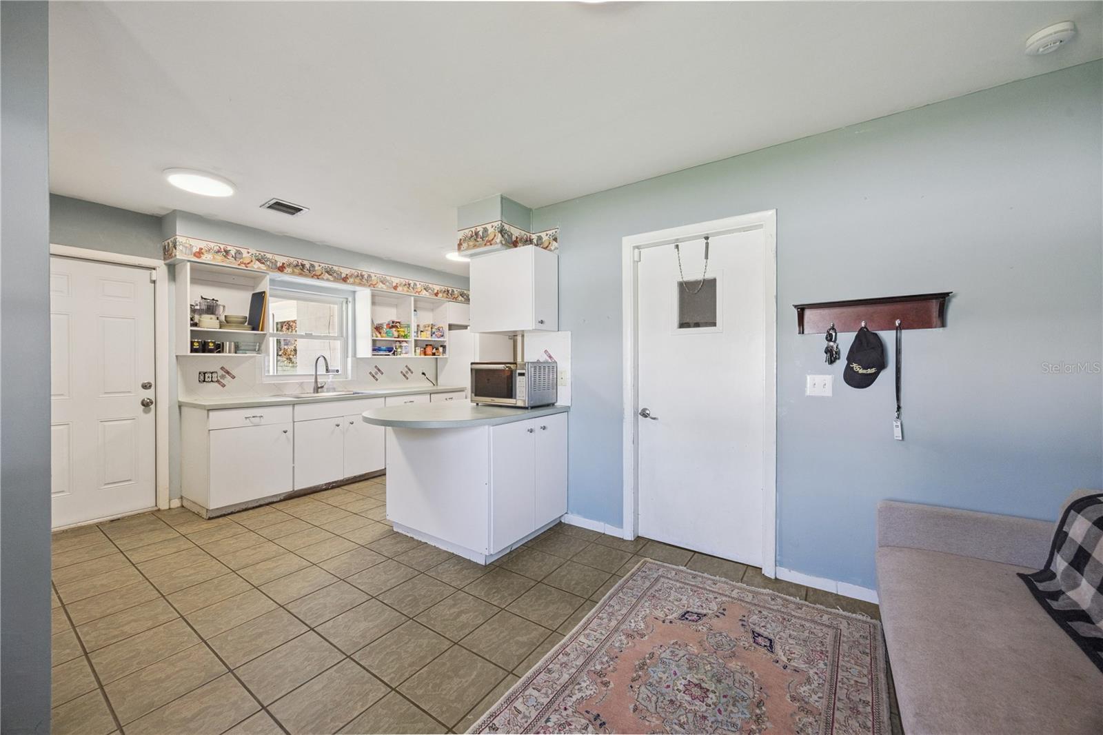 Image 15 of 54 For 1623 Baltimore Drive