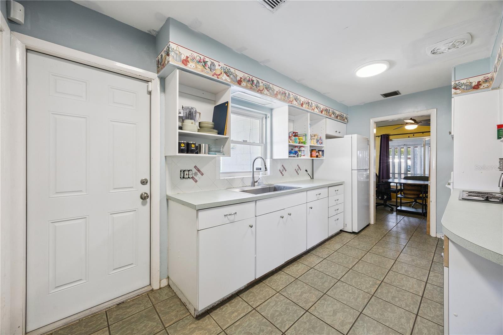 Image 18 of 54 For 1623 Baltimore Drive