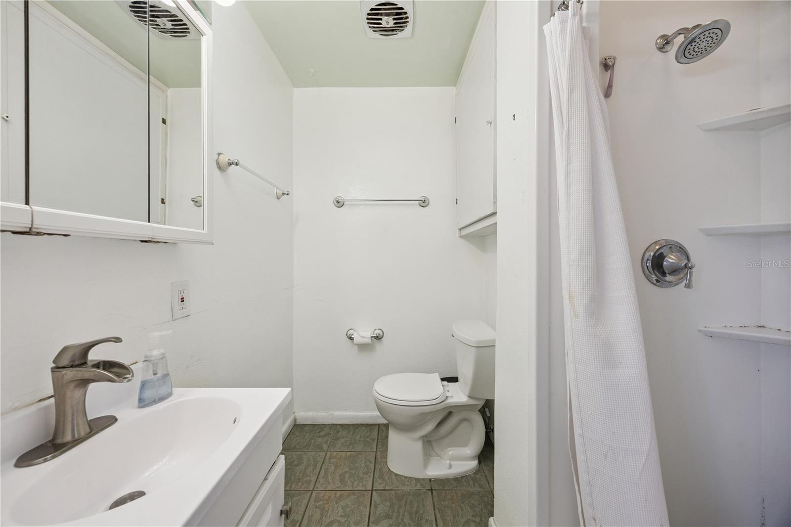 Image 27 of 54 For 1623 Baltimore Drive