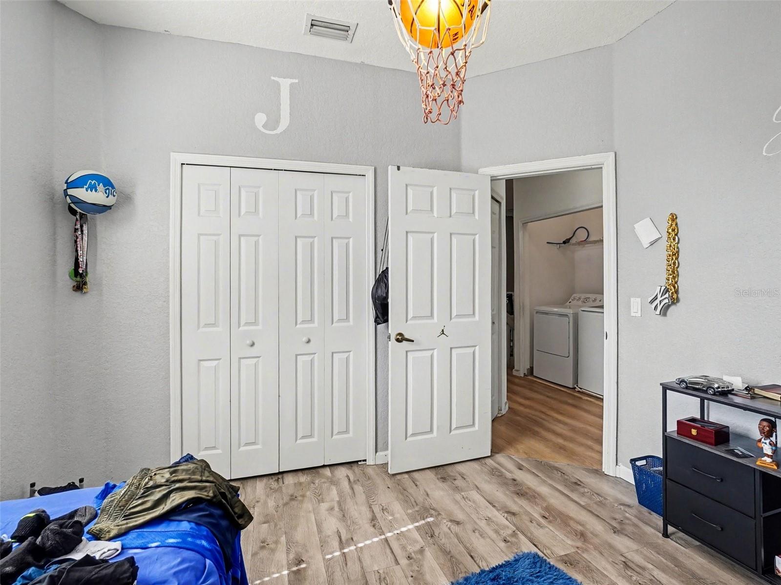 Image 18 of 29 For 3471 Allegra Circle