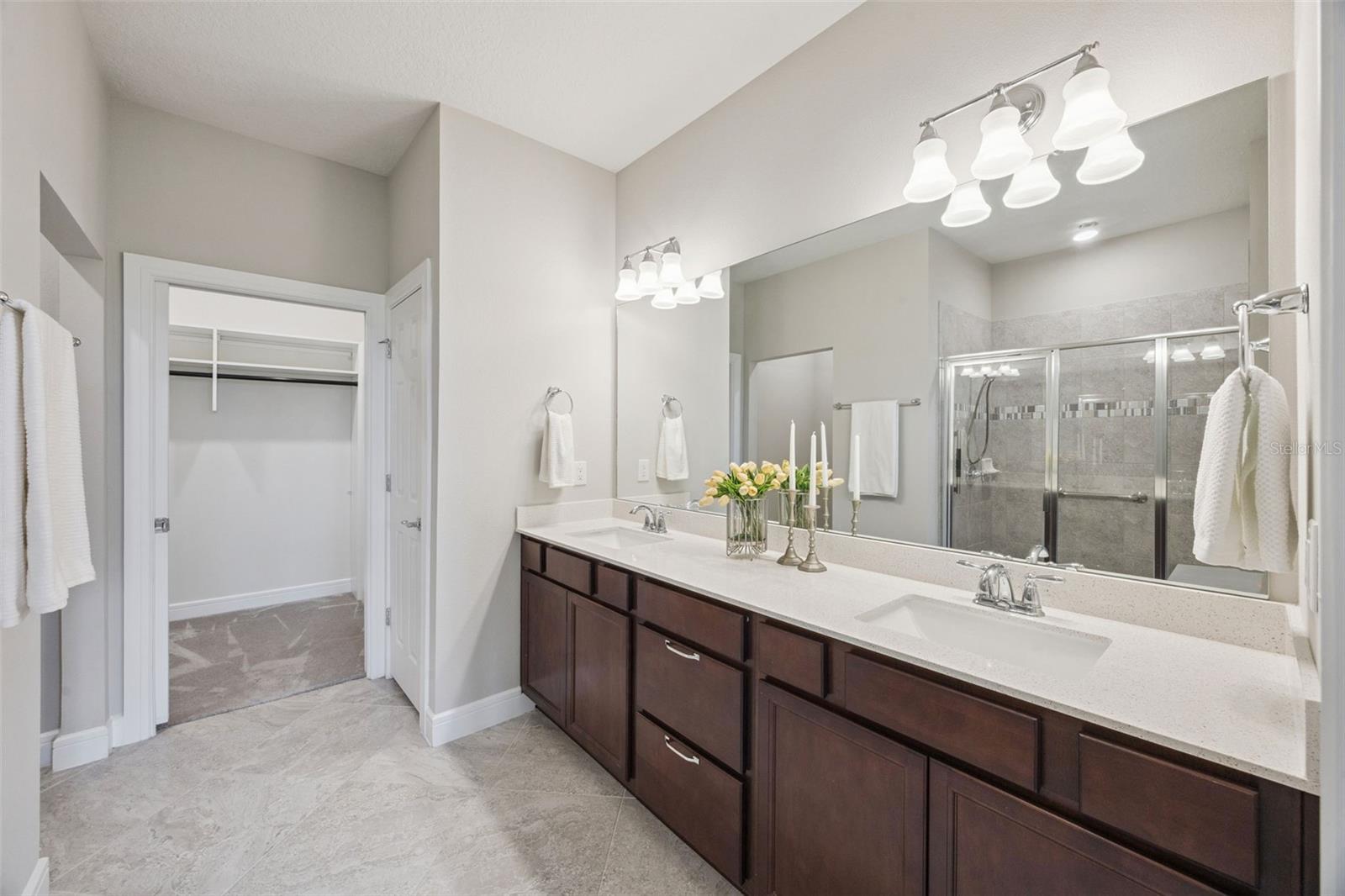 Image 24 of 49 For 2749 Cherry Blossom Loop