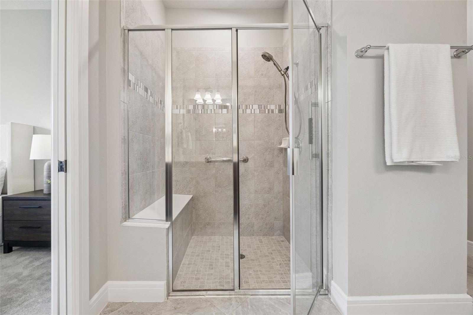 Image 25 of 49 For 2749 Cherry Blossom Loop