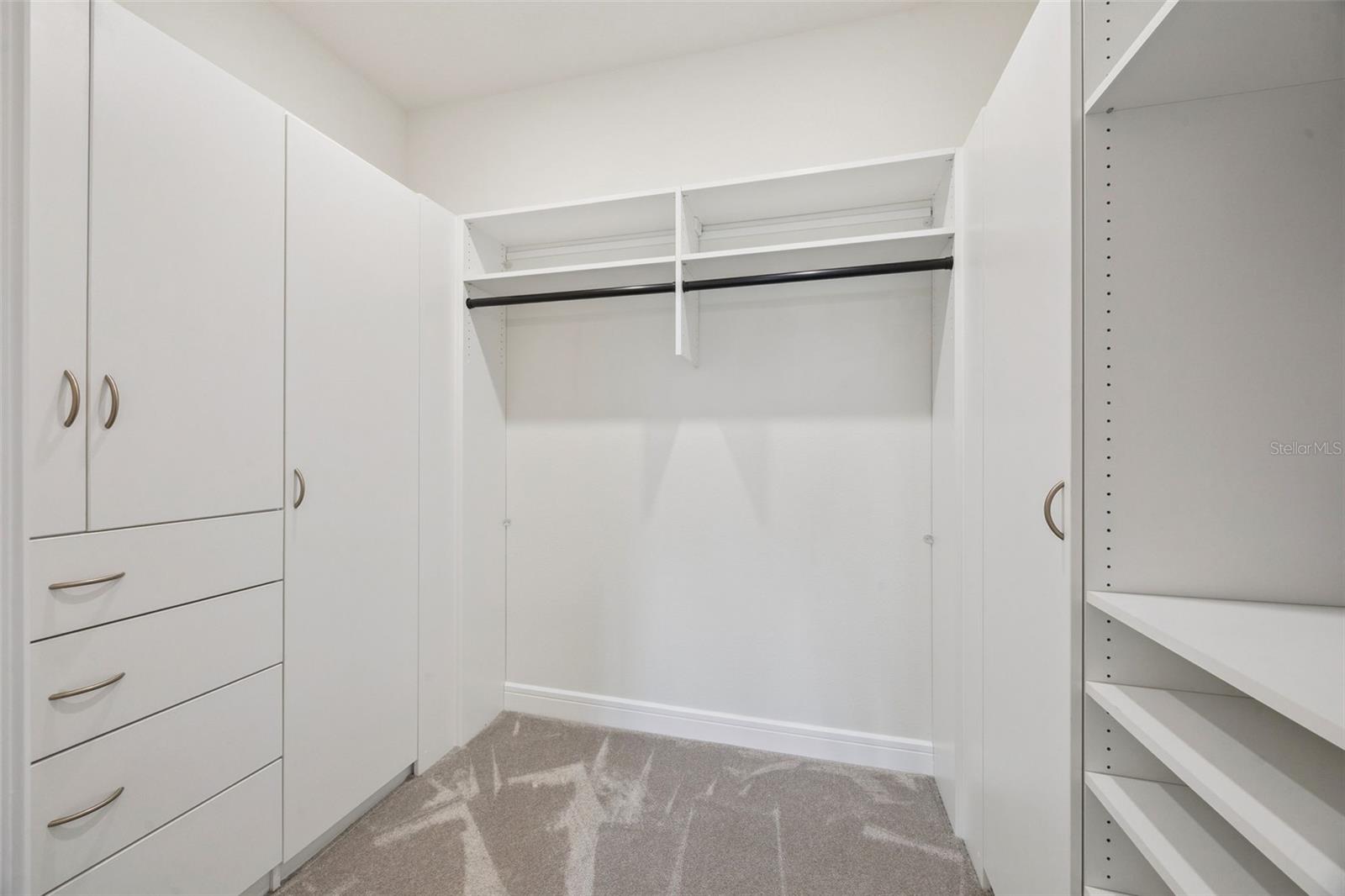 Image 26 of 49 For 2749 Cherry Blossom Loop