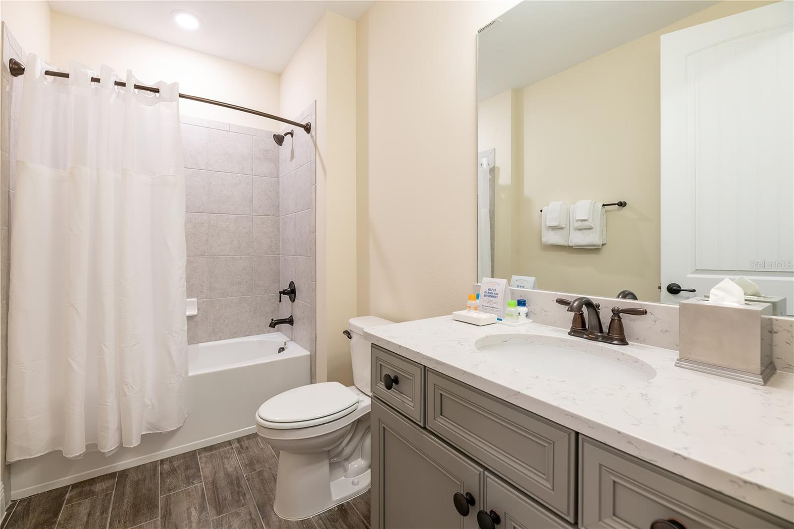 Image 10 of 62 For 8031 Knee Deep Road