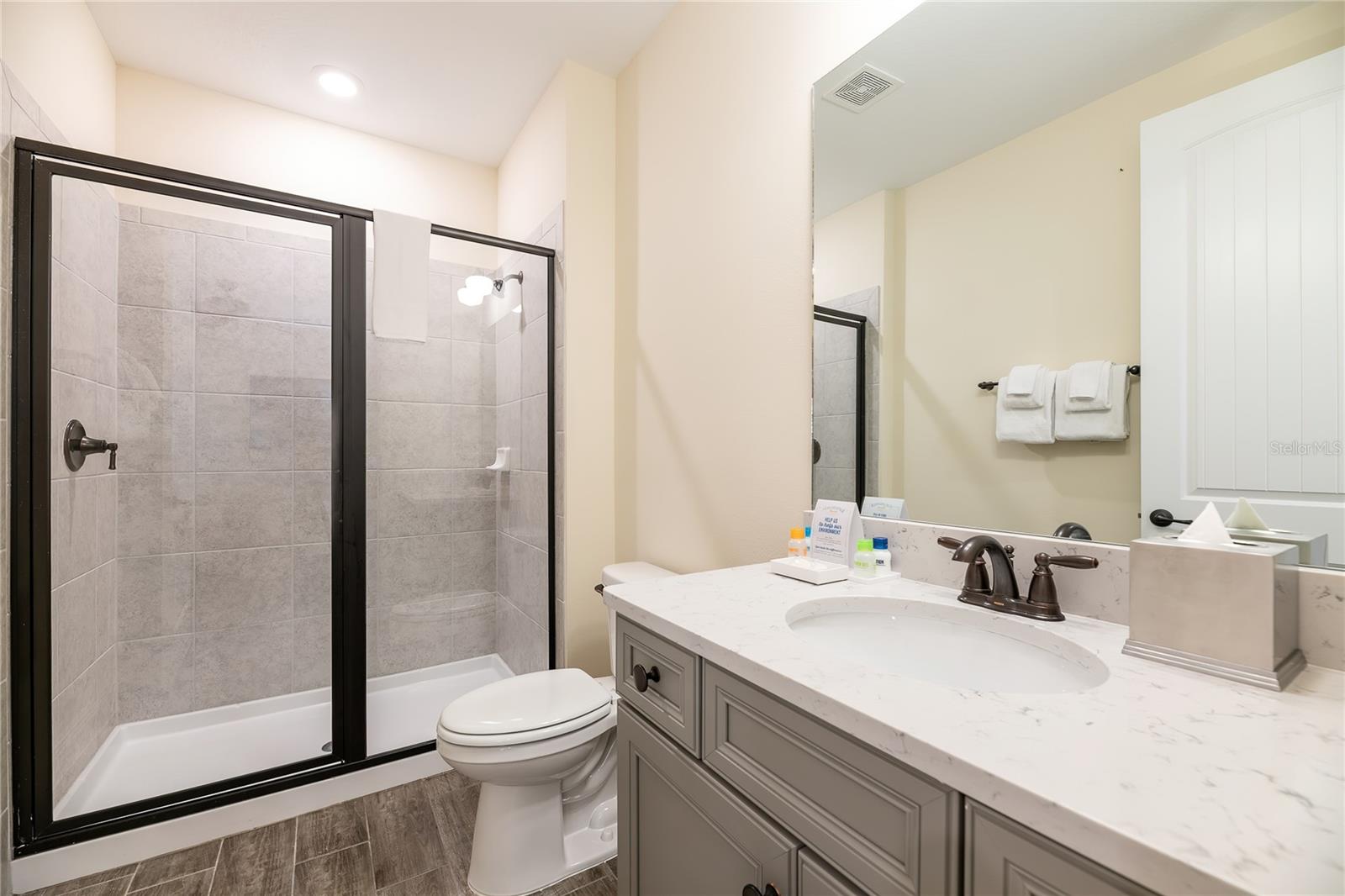 Image 14 of 62 For 8031 Knee Deep Road