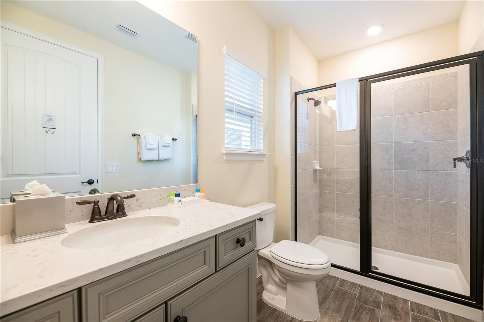 Image 8 of 62 For 8031 Knee Deep Road