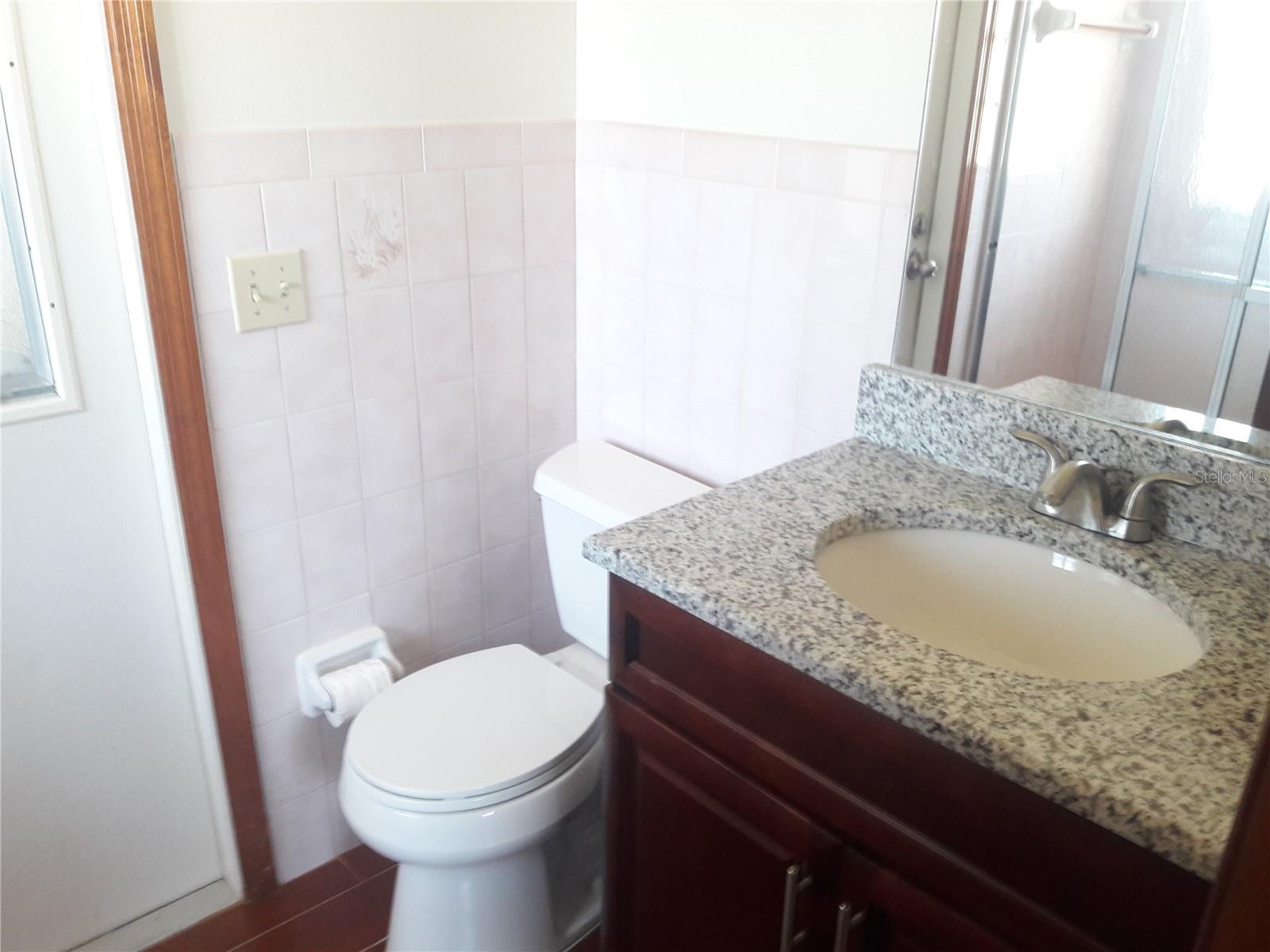 Image 14 of 17 For 3400 Lakeshore Boulevard