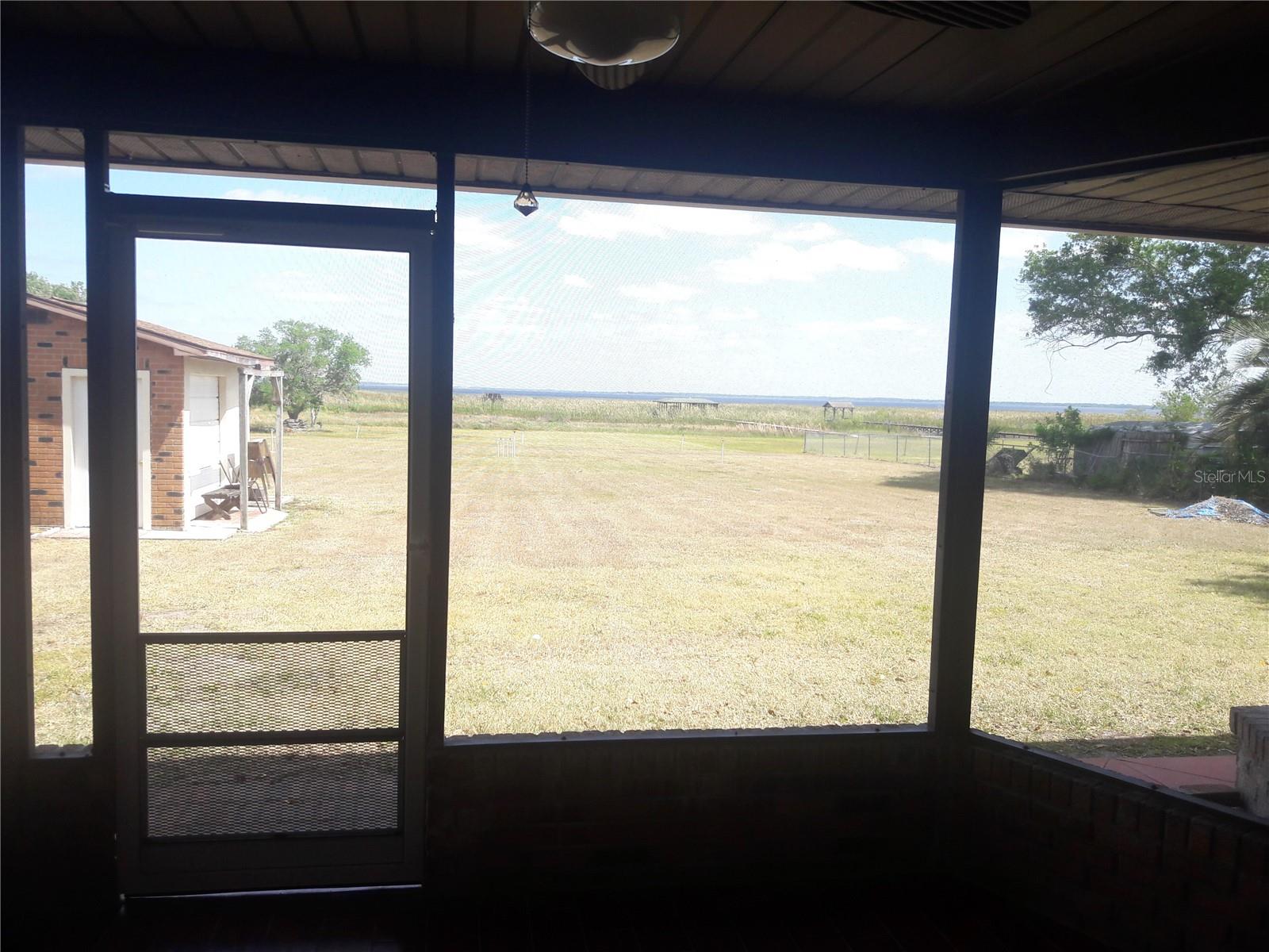 Image 8 of 17 For 3400 Lakeshore Boulevard