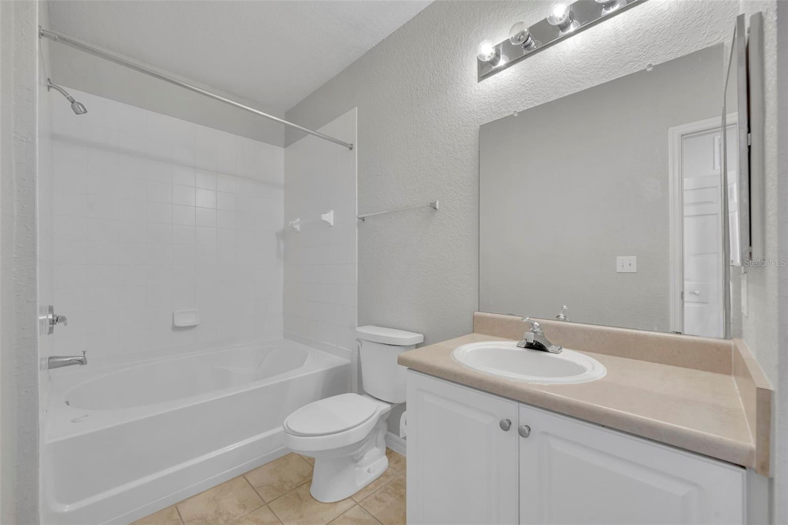 Image 18 of 31 For 5550 Michigan Street 3216