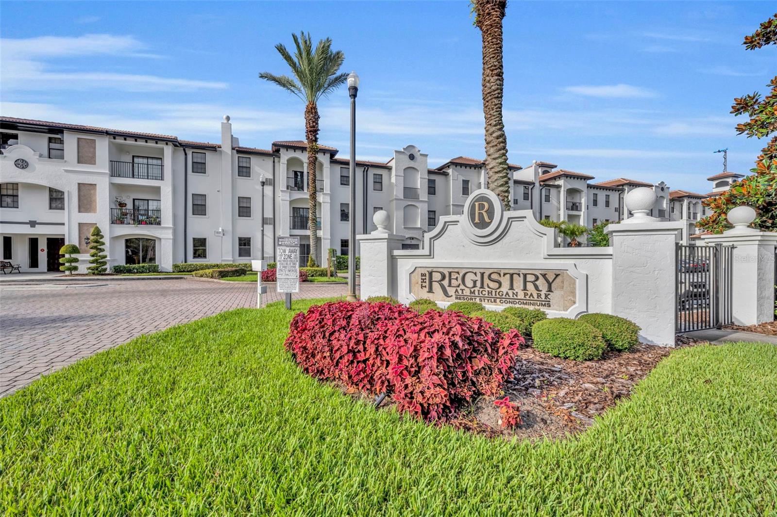 Image 2 of 31 For 5550 Michigan Street 3216