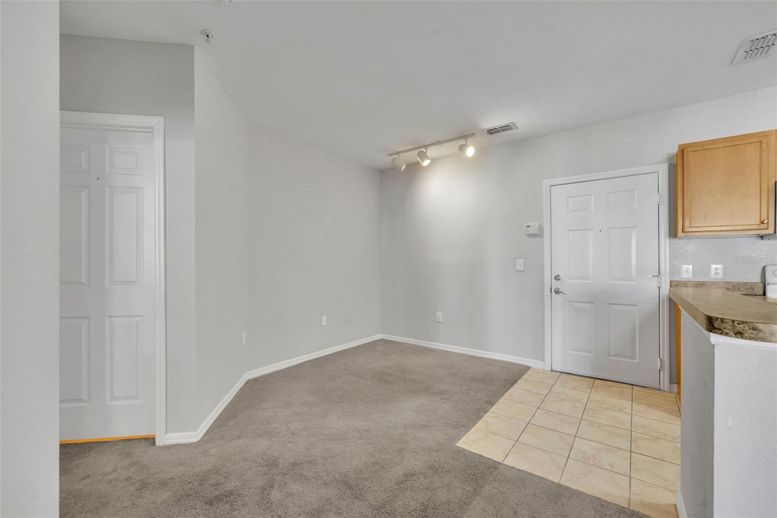 Image 4 of 31 For 5550 Michigan Street 3216