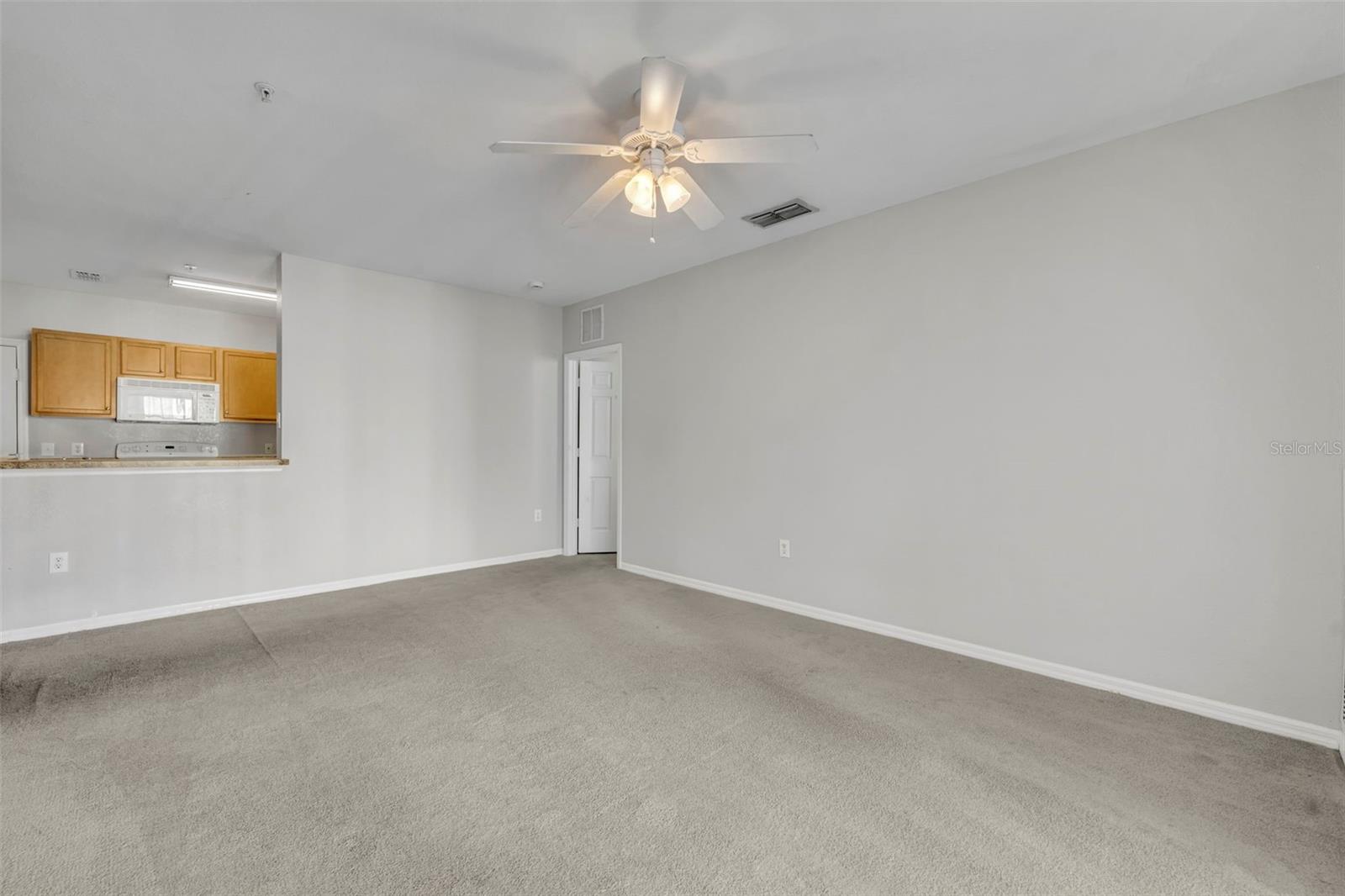 Image 7 of 31 For 5550 Michigan Street 3216