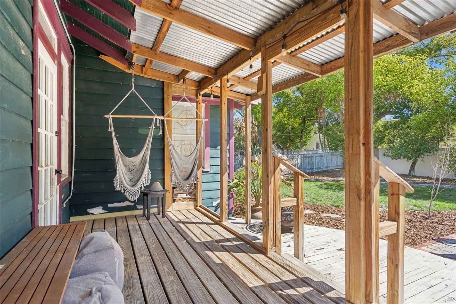 Image 26 of 35 For 518 Shoreview Avenue