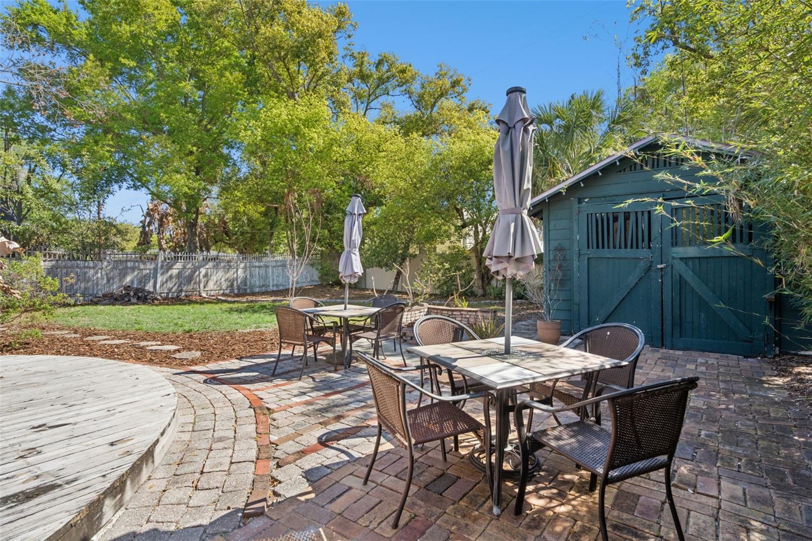 Image 30 of 35 For 518 Shoreview Avenue