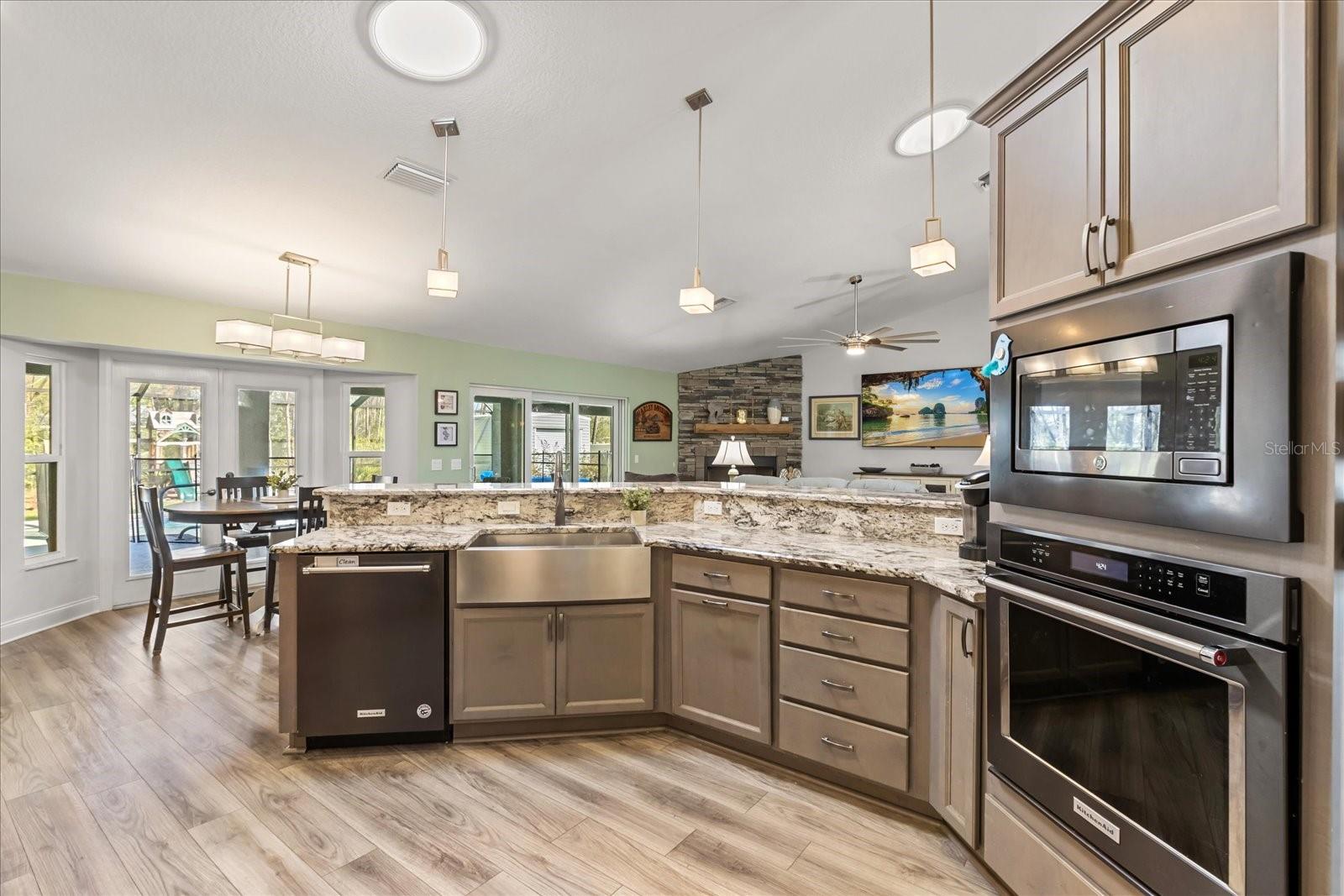 Image 12 of 40 For 9563 40th Terrace