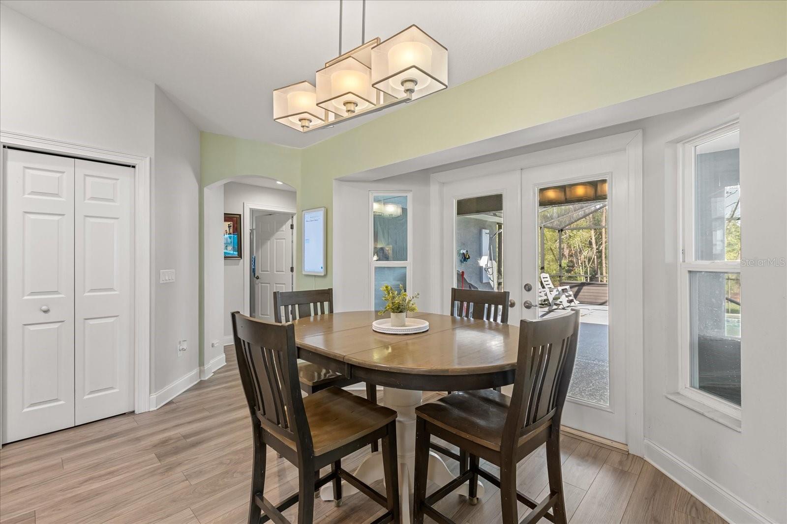 Image 13 of 40 For 9563 40th Terrace