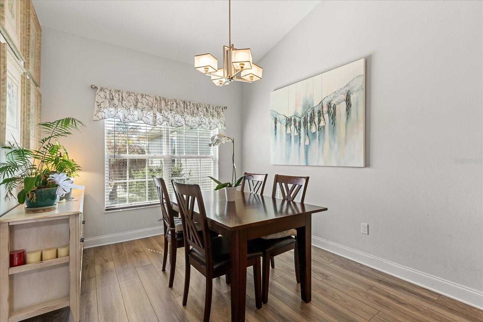 Image 6 of 40 For 9563 40th Terrace