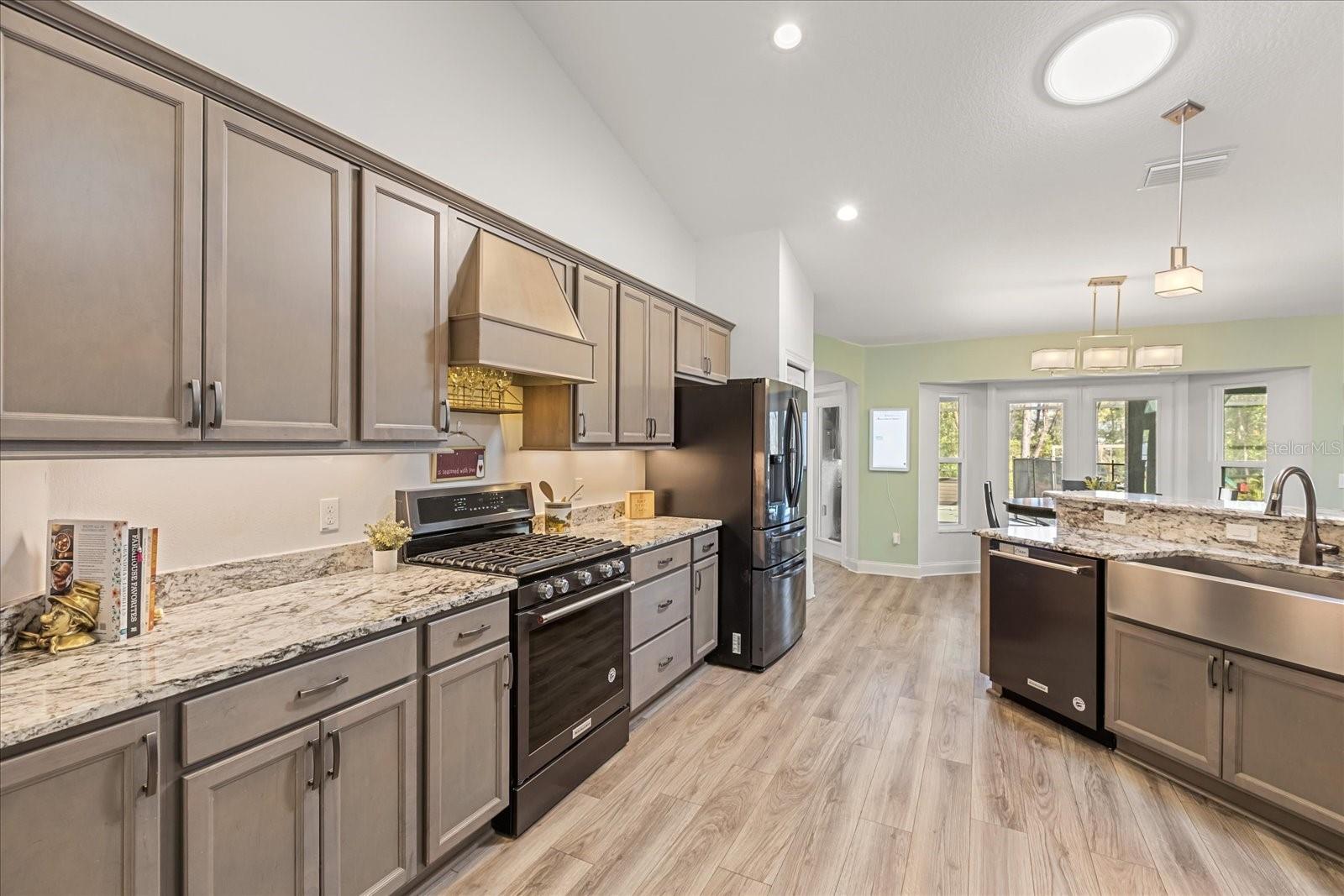 Image 9 of 40 For 9563 40th Terrace