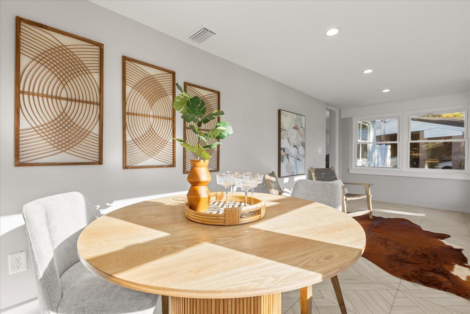 Image 12 of 32 For 426 Sunrise Court