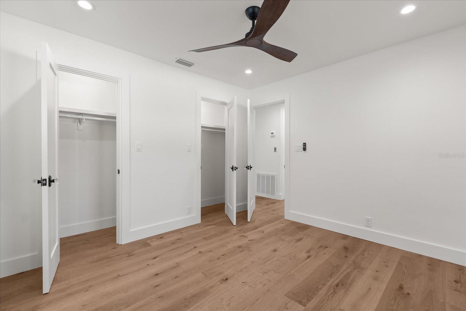 Image 15 of 32 For 426 Sunrise Court