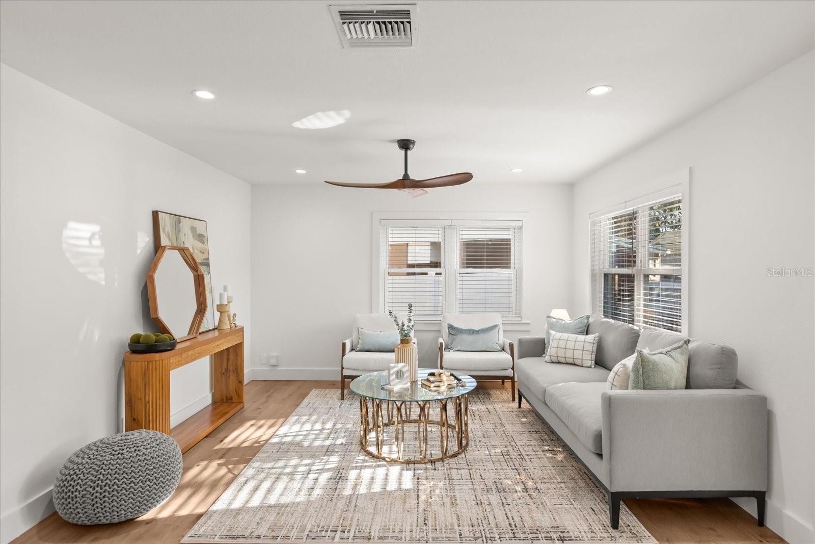 Image 21 of 32 For 426 Sunrise Court