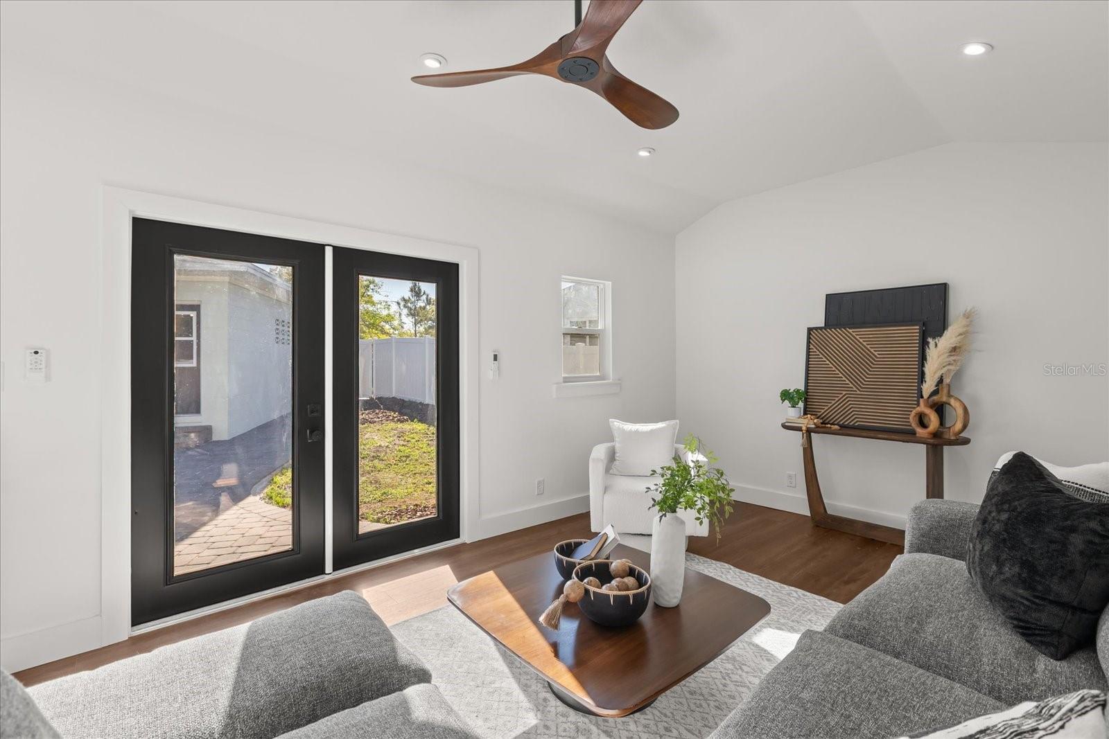 Image 29 of 32 For 426 Sunrise Court