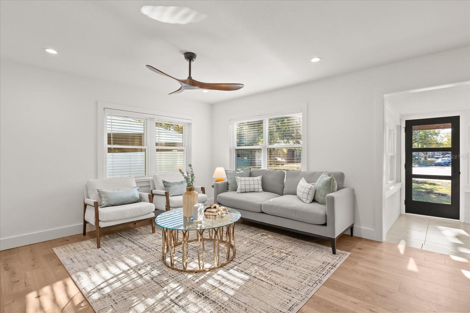 Image 4 of 32 For 426 Sunrise Court