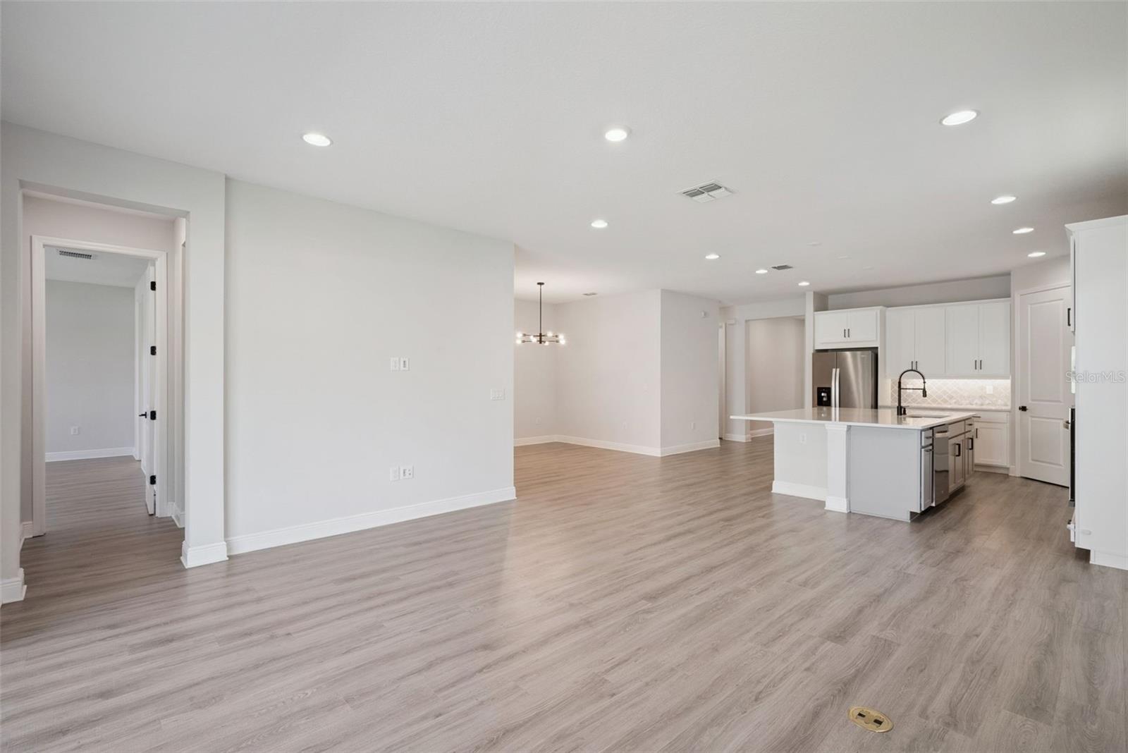 Image 10 of 65 For 19227 Allium Place