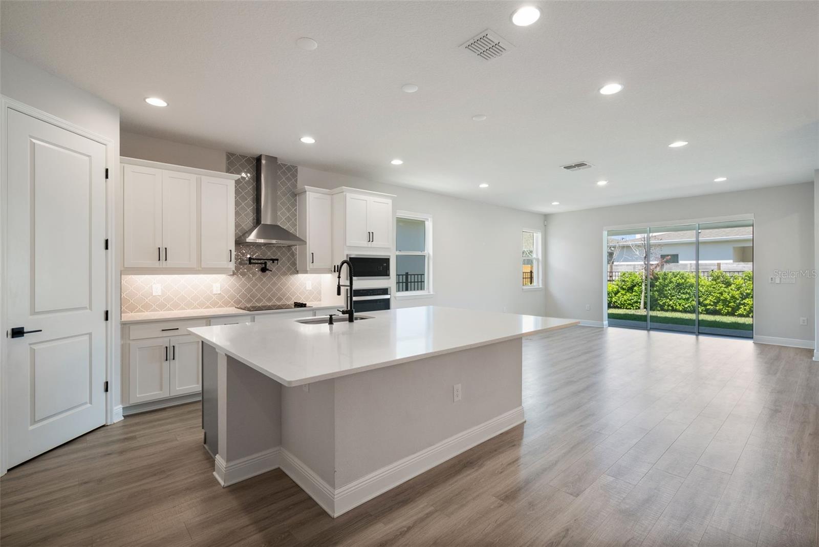 Image 14 of 65 For 19227 Allium Place