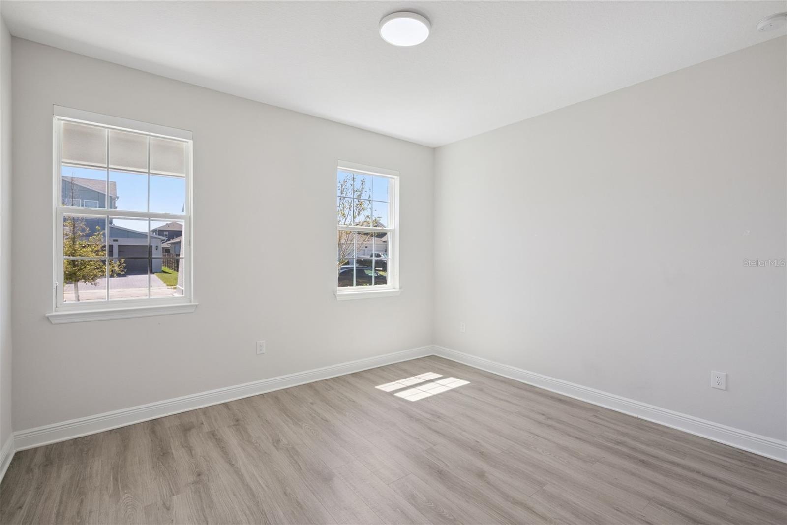 Image 21 of 65 For 19227 Allium Place