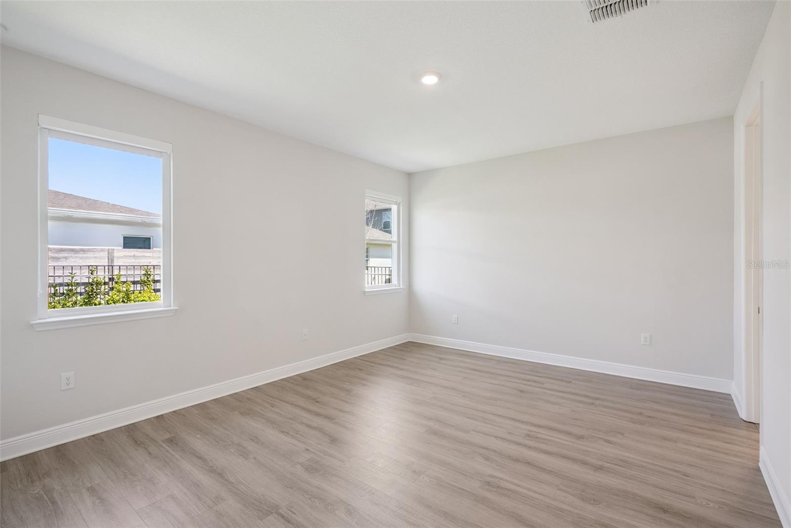 Image 23 of 65 For 19227 Allium Place