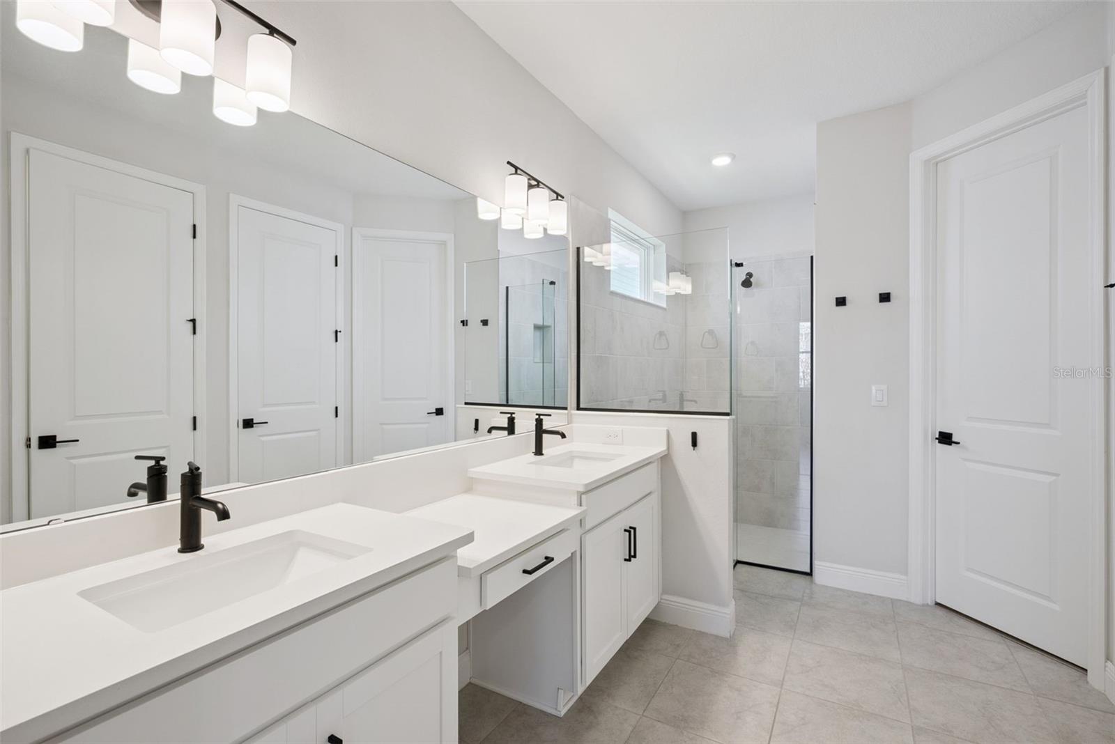 Image 24 of 65 For 19227 Allium Place