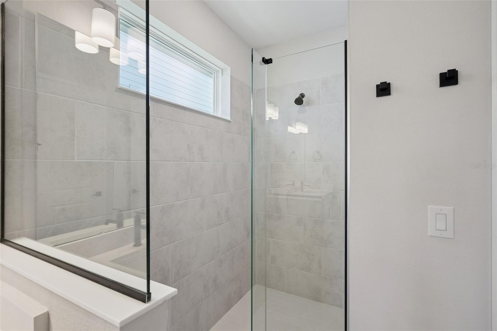 Image 25 of 65 For 19227 Allium Place