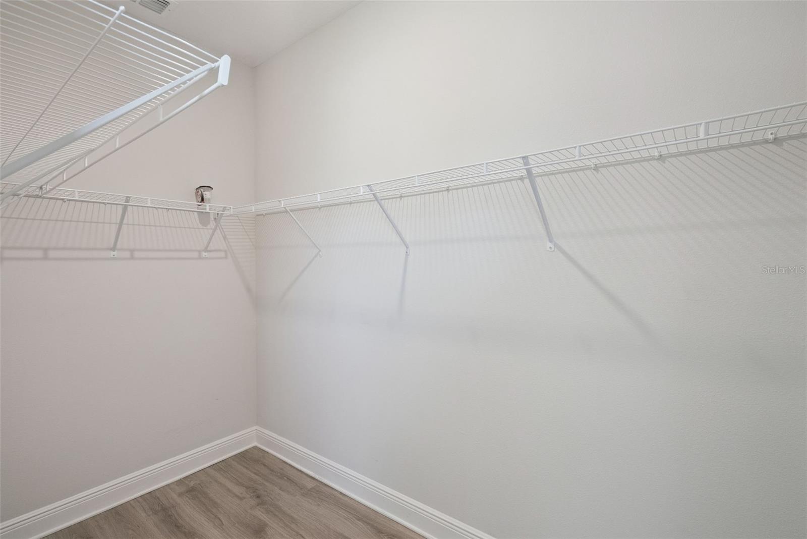 Image 27 of 65 For 19227 Allium Place