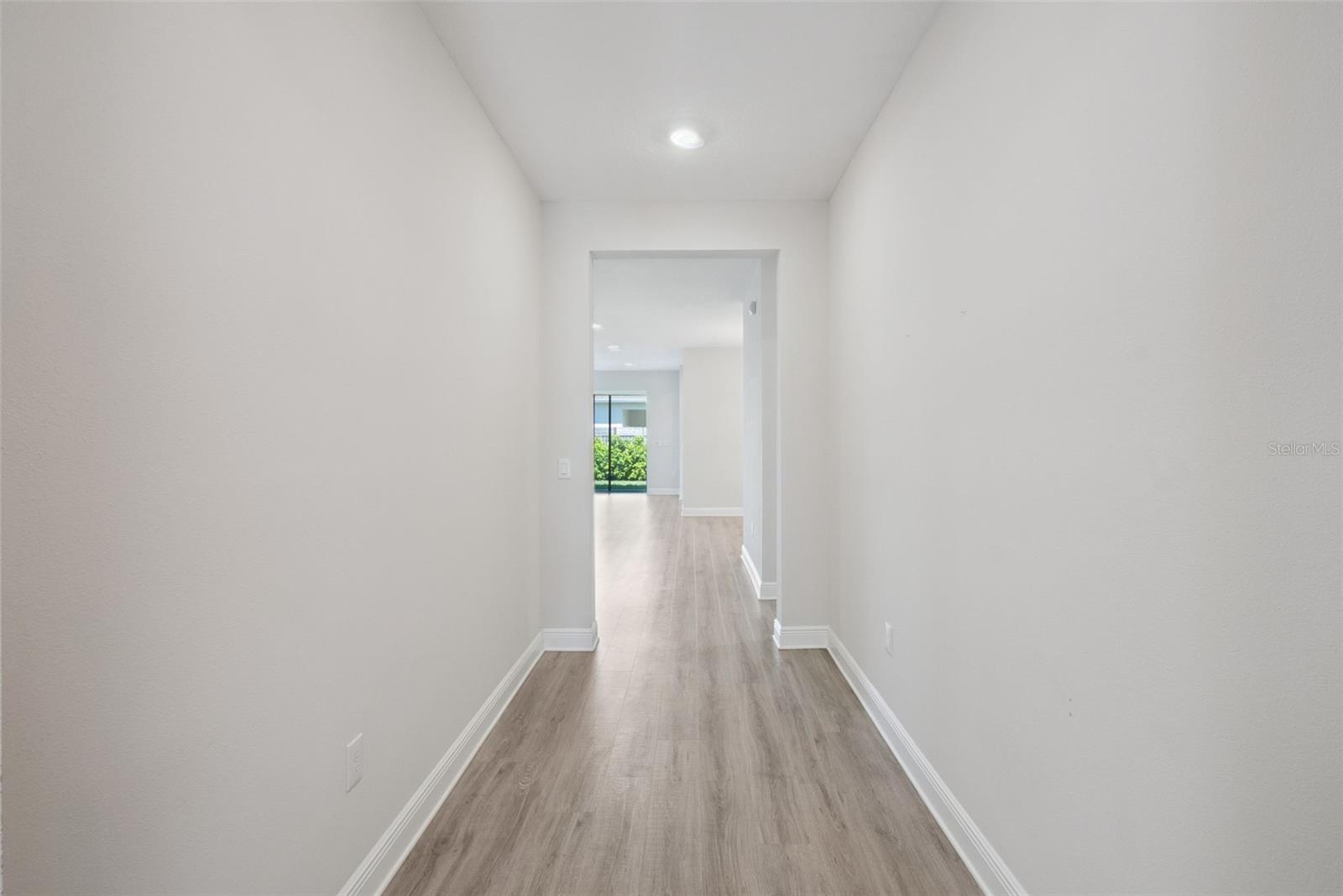 Image 3 of 65 For 19227 Allium Place