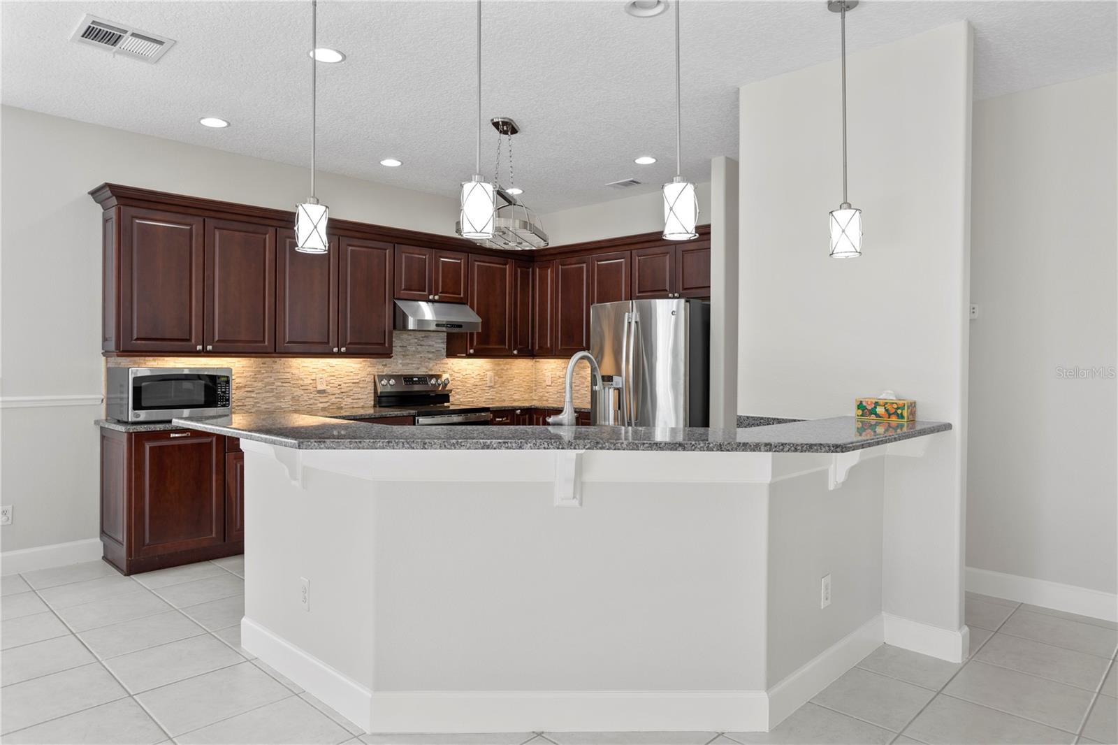 Image 14 of 69 For 3511 Hollow Oak Run