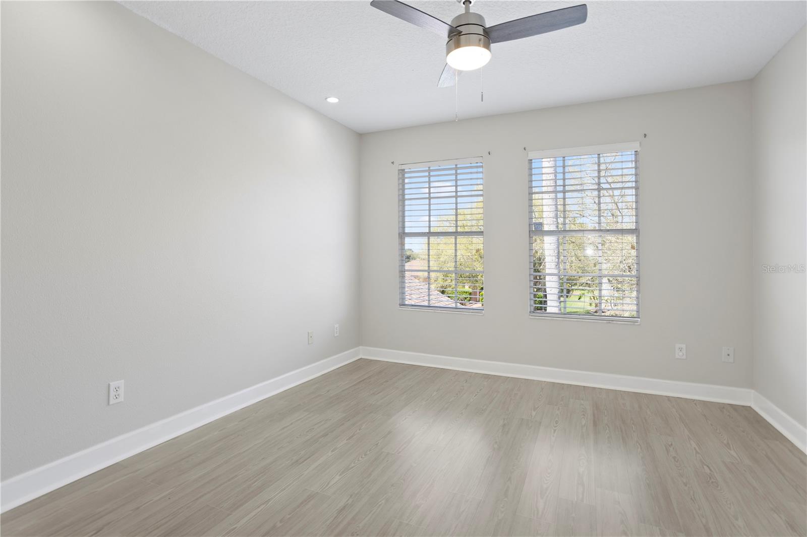 Image 26 of 69 For 3511 Hollow Oak Run