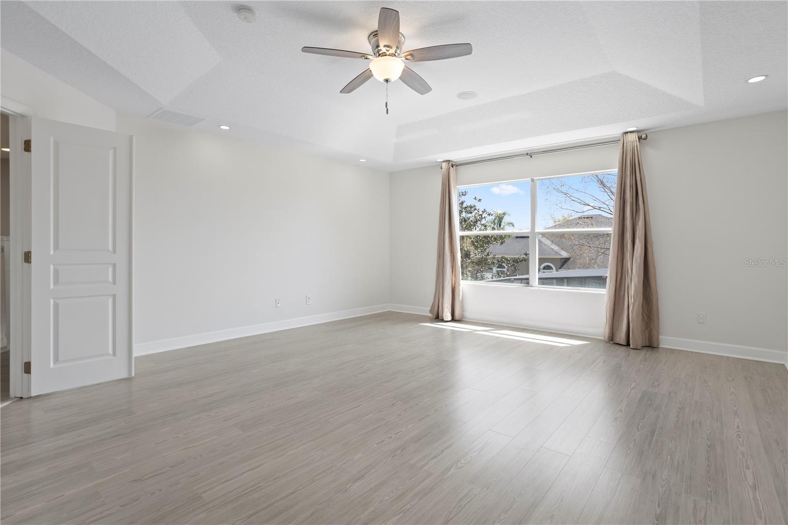 Image 31 of 69 For 3511 Hollow Oak Run