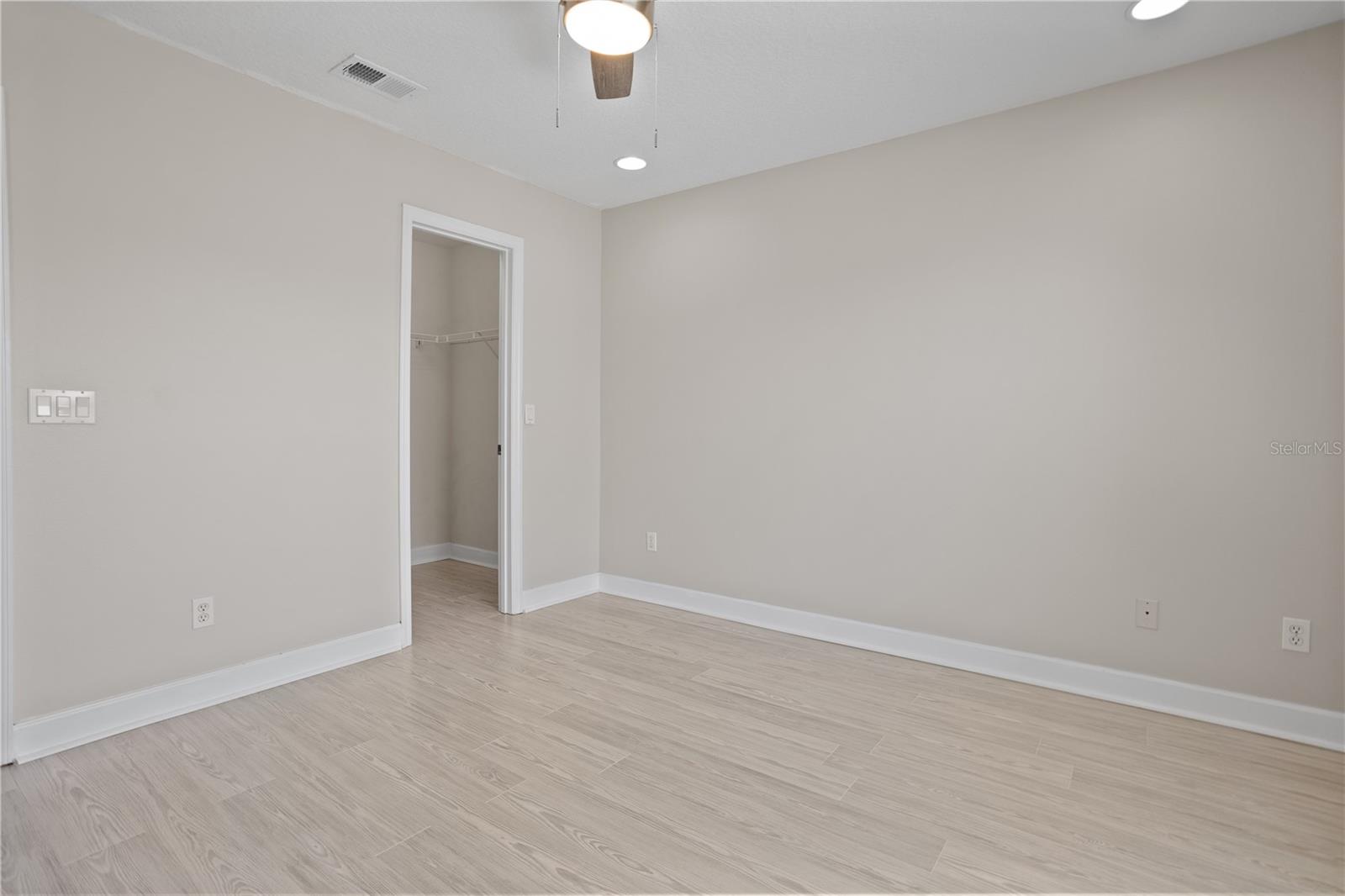 Image 40 of 69 For 3511 Hollow Oak Run