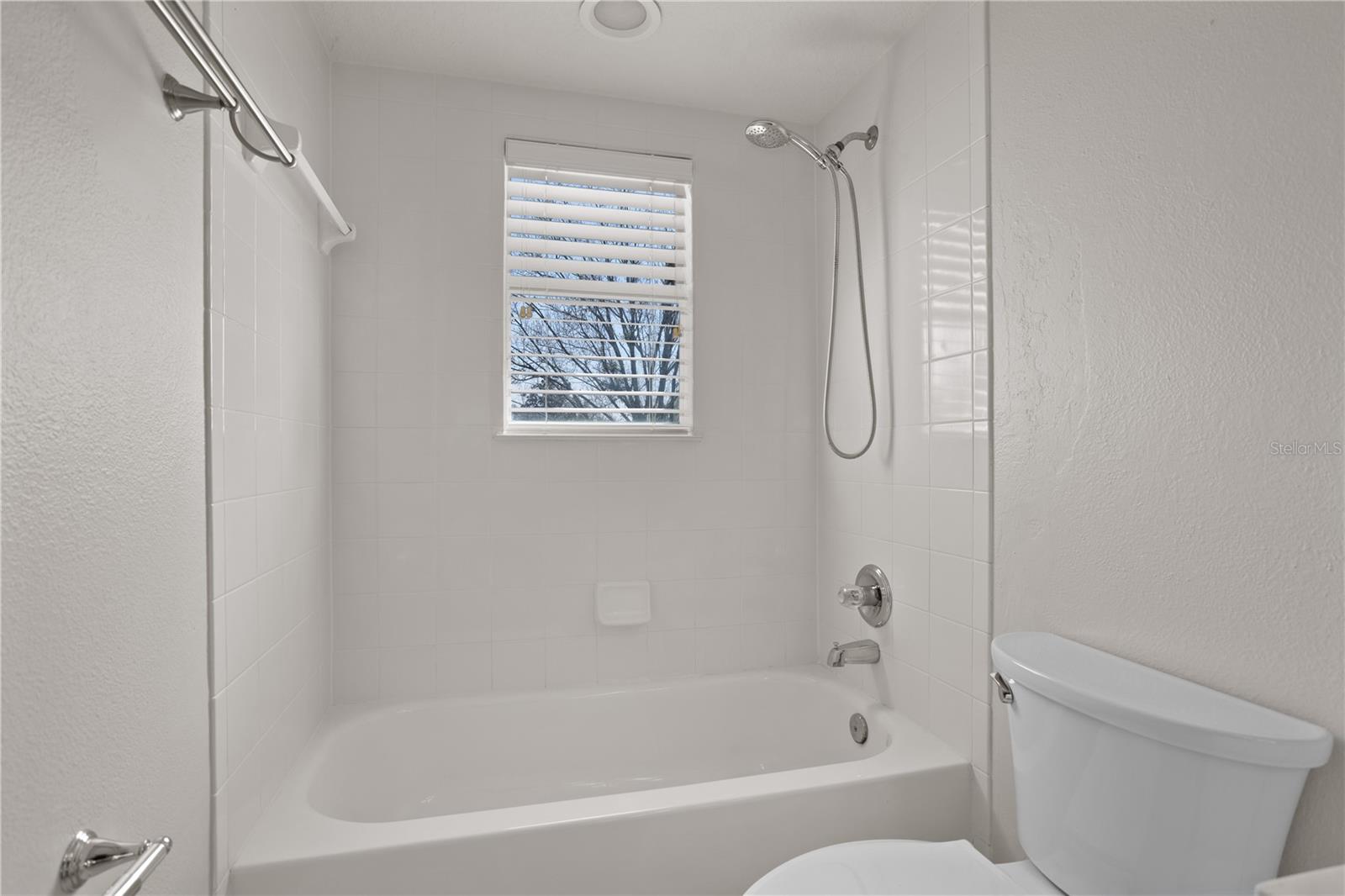 Image 44 of 69 For 3511 Hollow Oak Run