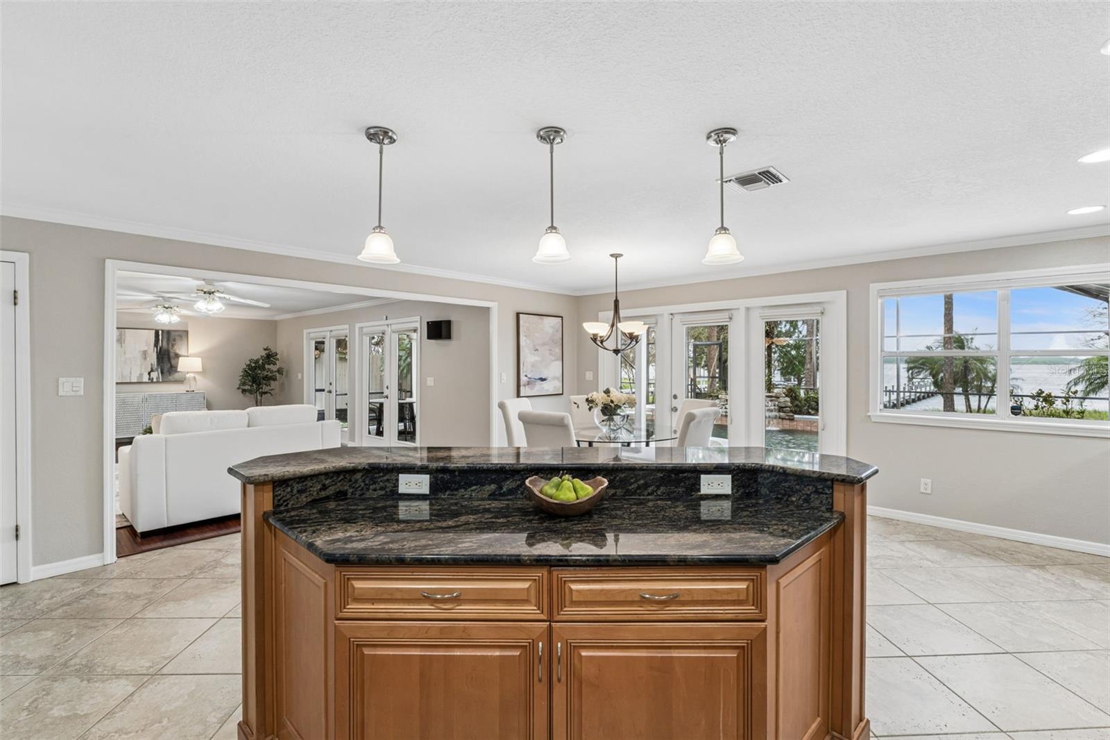 Image 13 of 48 For 13452 Lake Mary Jane Road