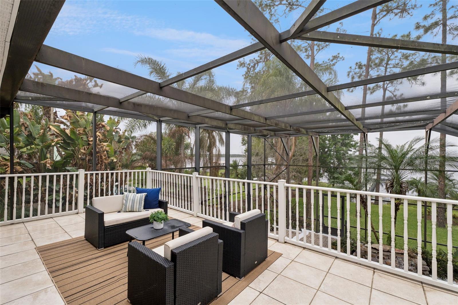 Image 18 of 48 For 13452 Lake Mary Jane Road