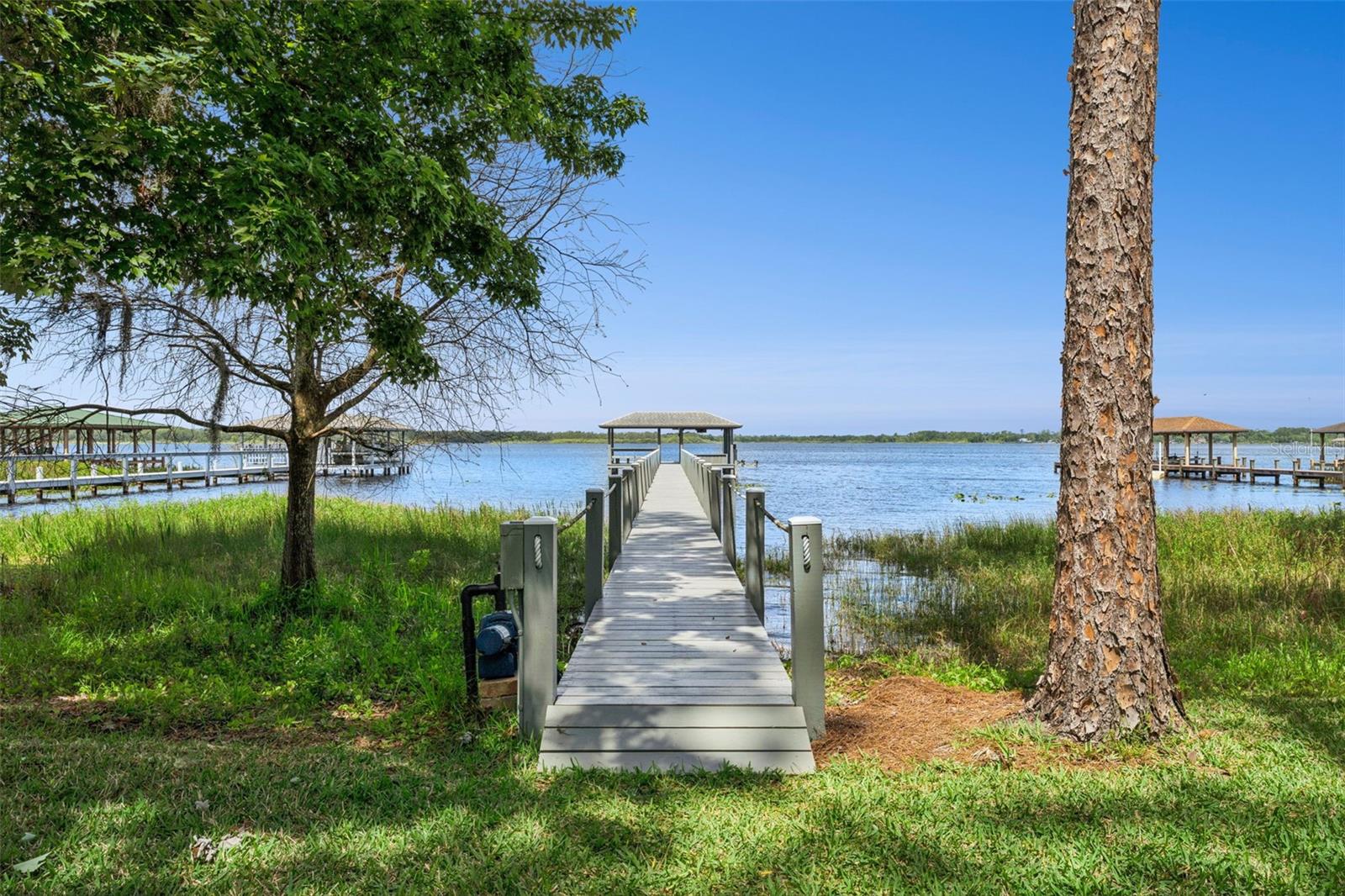 Image 31 of 48 For 13452 Lake Mary Jane Road