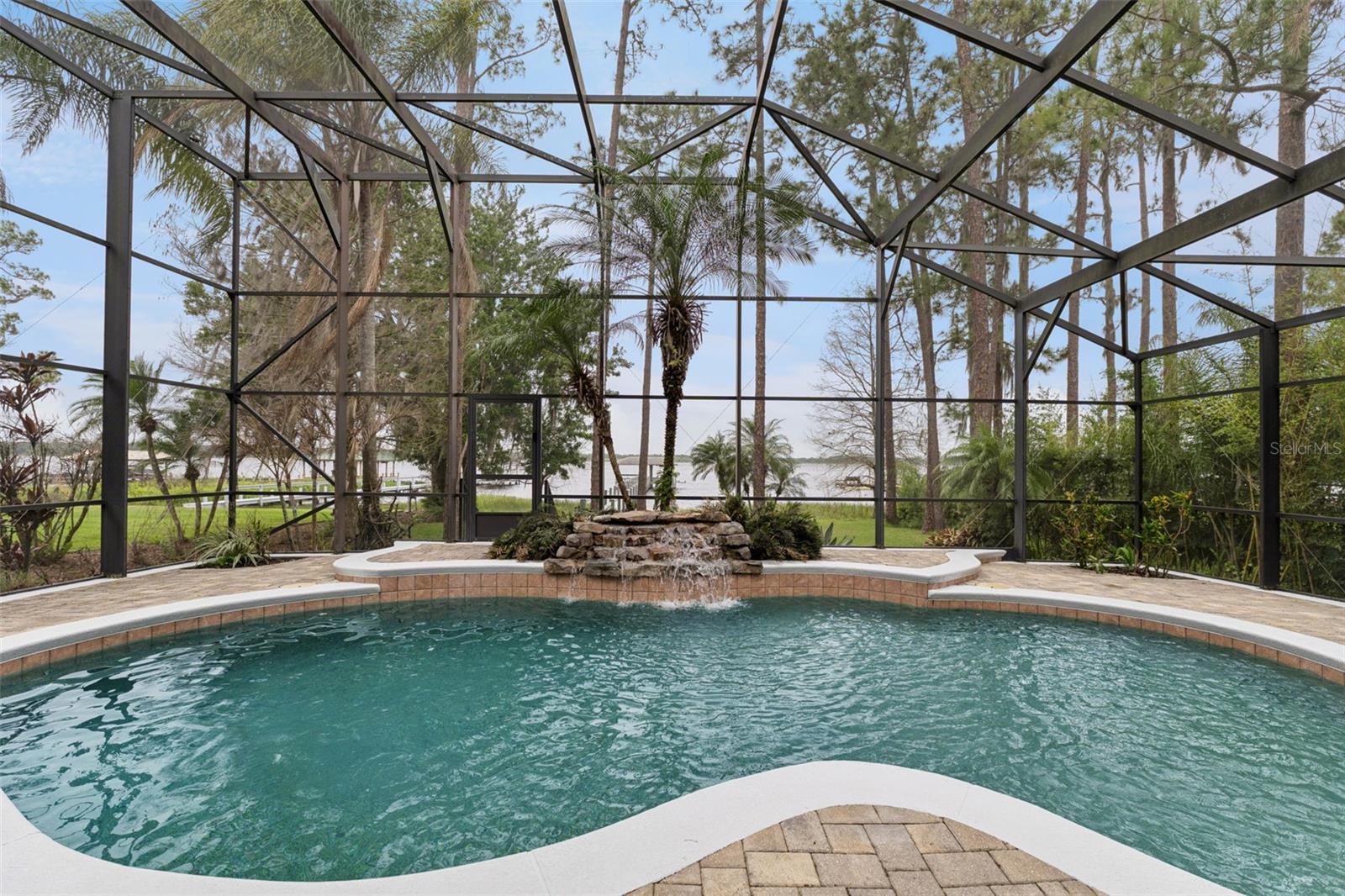 Image 4 of 48 For 13452 Lake Mary Jane Road