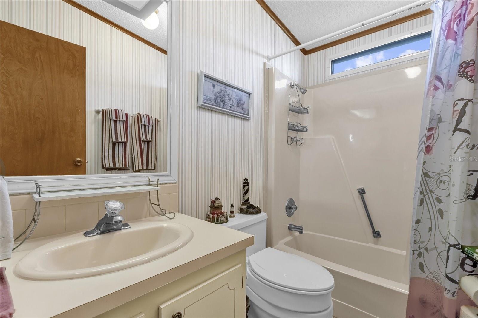 Image 22 of 57 For 3902 Parway Road 1339