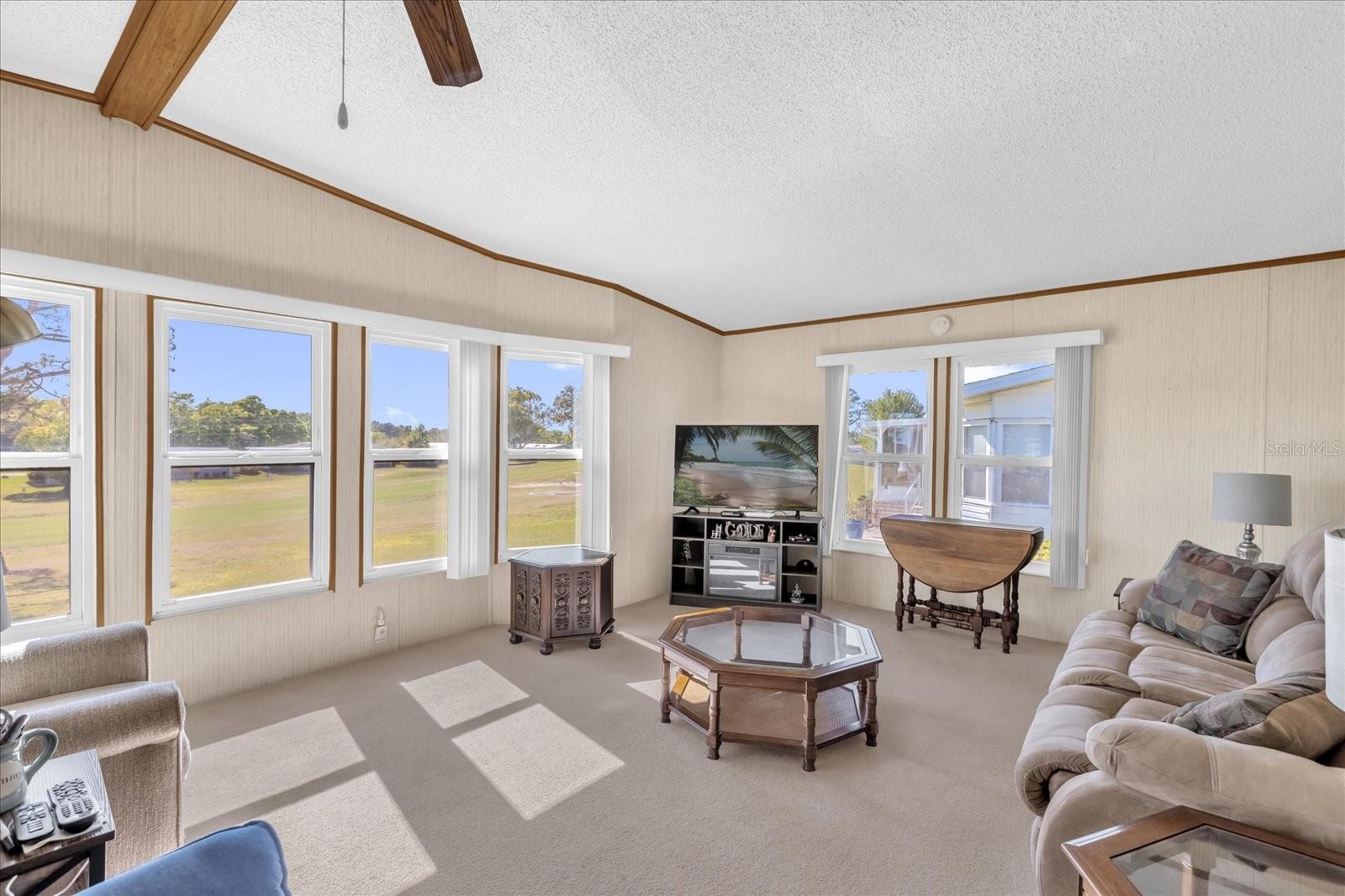 Image 7 of 57 For 3902 Parway Road 1339