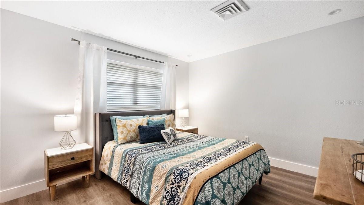 Image 16 of 26 For 4 Sloop Drive